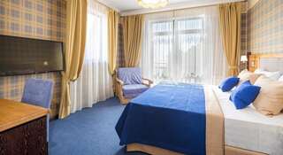 Гостиница «Дача» Кабардинка Стандартный двухместный номер с 1 кроватью или 2 отдельными кроватями и видом на море-15